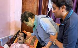 Jr Mehmood Battles Cancer; Jeetendra Gets Teary-Eyed, Sachin Pilgaonkar, Johny Lever Visit To See Ailing Friend